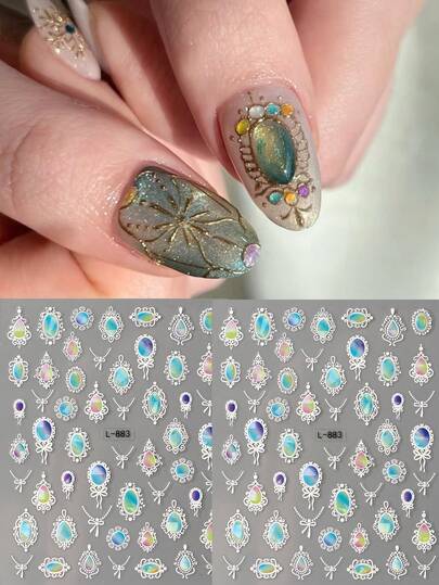 2片复古宝石图案美甲贴纸，包含复古心形和椭圆形图腾设计，3D自粘美甲贴花，色彩鲜艳，适合个人和美甲沙龙使用。
