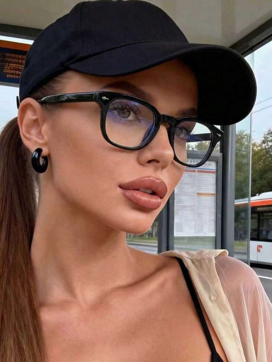 1 pièce Lunettes classiques de femme avec monture noire, couleur unie, décontractées pour un usage quotidien, les trajets, l'école. Modèle rétro polyvalent, convient pour l'informatique, la lecture, la rentrée scolaire. Confortables à porter. - Multicolore - Voir 1