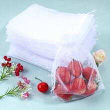 30/50/100 chiếc túi lưới màu trắng nhẹ, bền, có thể tái sử dụng, thoáng khí, dùng để đựng nho, dâu tây và cây trồng trong vườn, chống chim và côn trùng, có dây rút giúp bảo vệ rau quả khỏi chim và côn trùng. - Nhiều kiểu dáng - Xem 6