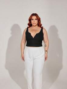 Cropped Plus Size Feminino Decote Tule Transparente Manga Curta Confortável Elegante Casual - Preto - Visão 5