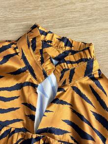 Áo sơ mi nữ dáng rộng thoải mái mùa xuân/hè với tay chuông và họa tiết da báo. - Màu vàng - Xem 6