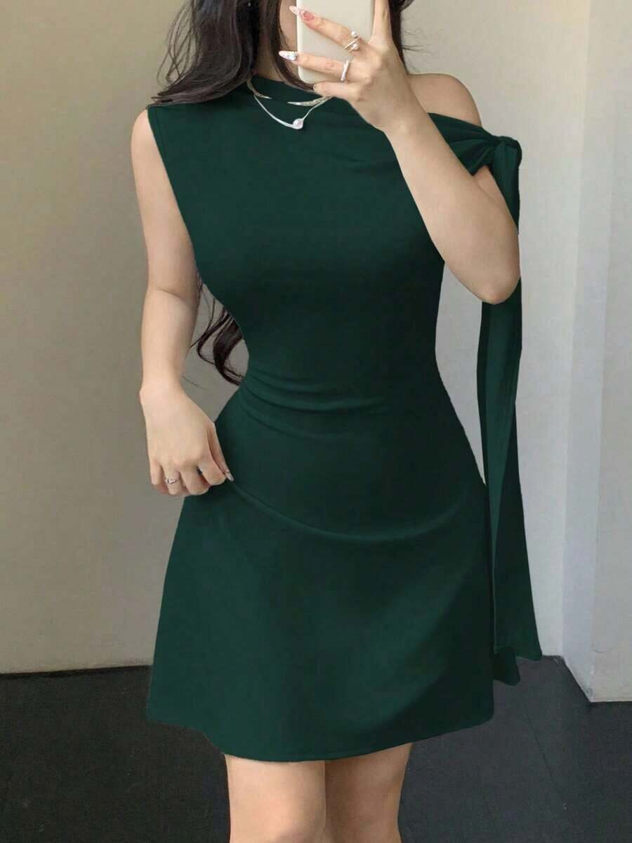 Vestido minimalista para mujer con estampado floral de tinta, hombro asimétrico con lazo, cintura ajustada - Verde Oscuro - Ver 1