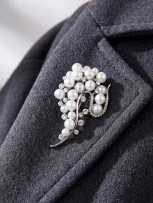 Broches fleuries de perles à la mode - épingles de revers élégantes pour femmes, accessoires de bijoux unisexes pour les fêtes décontractées / cadeaux pour amis, décorations - fleur de perle - Voir 9