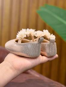 0-1 Year Old Infant Girl Walking Shoes, Soft Sole Floral Slip-On Flat Shoes, Cute Fashion Princess Shoes For Spring, Summer And Autumn - Gold - View 6
