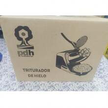 Triturador de hielo industrial Modelo pd94 Comercial 65 Kg Por Hora, uso rudo, ideal para negocio. cuerpo totalmente metálico - Tipo de Enchufe A USA (110-127V) - Ver 4