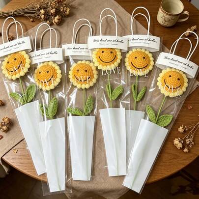 Hoa hướng dương nhân tạo móc thủ công kèm túi quà, hoa hướng dương móc len, bó hoa tự làm, thích hợp cho Ngày của Mẹ, trang trí đám cưới, trang trí mùa xuân, trang trí nhà cửa, cắm hoa, trang trí trong nhà, trang trí phòng khách, hoa móc len, hoa màu hồng, đồ trang trí, hoa hồng, bó hoa, hoa trang trí