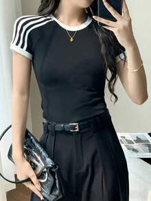 春夏四条纹女式学生黑色简约街头休闲通勤个性化Y2K修身性感圆领短袖T恤度假 - 黑色 - 查看 5