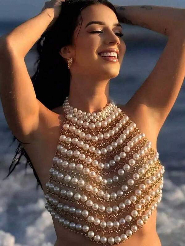 ZHENGHEN Top avec chaîne de corps à bretelles spaghetti en maille de perles, Blouse courte perlée blanche, Bijoux de corps de luxe pour plage et festival