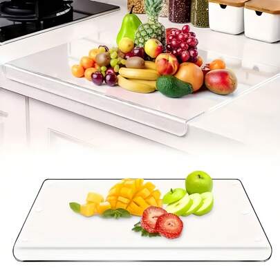 Thớt acrylic trong suốt có viền bảo vệ mặt bàn, tấm bảo vệ mặt bàn bếp trong suốt, chân chống trượt, bảo vệ bề mặt khỏi trầy xước, vết bẩn và nhiệt, lý tưởng để thái trái cây, rau củ, thịt và bánh mì, bề mặt nhẵn không làm cùn dao, dễ dàng vệ sinh và có thể rửa bằng máy rửa chén, bền và thích hợp làm quà tặng Giáng sinh, Halloween, Phục sinh, các mùa lễ hội.