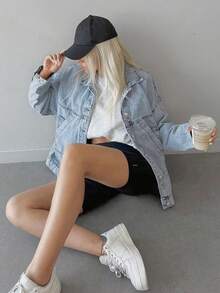 Women's Soft Oversized Denim Jean Jacket, Women's Spring Fashion Light Blue Comfortable Pocketed Outwear, Timeless Light Wash Relaxed Zip-Up Sports Jacket For Daily Layering, Western & Valentine/Christmas/New Years Outfit, Women Curve-Flattering Spring Summer Holiday Gift, Vacation Jacket, Spring Jacket, Summer Jacket, Spring Top, Summer Top, Back To School Clothing, Street Casual Style. Spring & Autumn Women's Winter Jacket Fall For Women Autumn For Women Fall For Women,Spring & Summer Women's Spring Jacket Summer For Women Spring For Women. - 淺藍色 - 查看 6