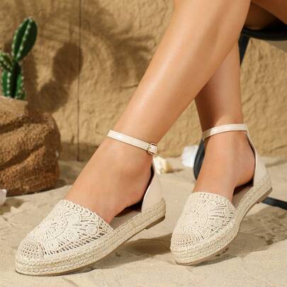 HGUIGJ 2026 Women's New Bohemian Hollow Woven Flat Sandals, One-Strap Woven Closed Toe Shoes, Suitable For Beach Vacation And Daily Wear