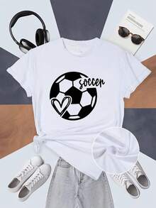 Talla unisex. Camiseta de algodón de verano para mujer, talla grande. Una camiseta casual de manga corta y cuello redondo, blanca, con estampados de corazones y balones de fútbol, es el regalo perfecto para atletas femeninas, fiestas de fútbol y uso diario. El corte en forma de H es adecuado para usar en todas las estaciones y es fácil de mantener. El material absorbe el sudor, es suave y agradable al tacto. - Blanco - Ver 6