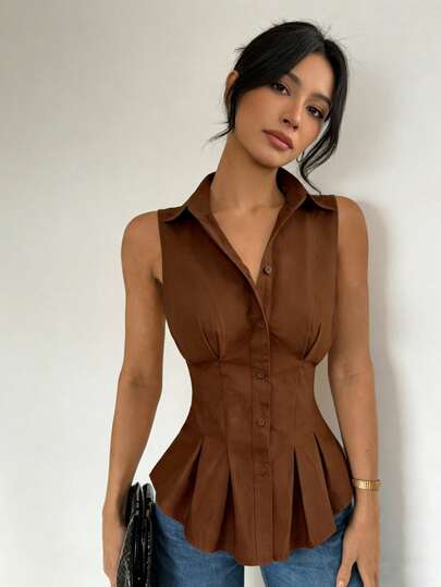 Áo khoác ngoài không tay cài cúc cổ bẻ dành cho nữ, chất liệu polyester, kiểu dáng xòe thông thường.