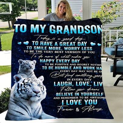 1pc White Tiger Print Flannel Blanket - Bohemian Style All Season Bedspread With Tiger Face Design, Soft & Warm For Sofa, Bed, Travel - Comfortable Gift (Birthday, Christmas, Halloween) - Machine Washable