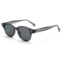 Stylish Anti-Glare And Dust-Proof Glasses, A Universal Fashion Accessory For Both Men And Women. Clear And Durable, Suitable For All Seasons. Suitable As A Gift.Perfect For Street Photography And Events, Casual Glasses|Unique Glasses|Lightweight Glasses - SZ3213(C4透灰框黑灰片) - 查看 9