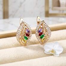 1 paire de boucles d'oreilles clips de luxe en forme de goutte d'eau avec pierres décoratives multicolores et œil de cheval, incrustées de zircone cubique synthétique brillante, style feuille ajourée, boucles d'oreilles de mariage, cadeau d'anniversaire et de fête, convient aux femmes élégantes et professionnelles, approprié pour les mariages, les galas, les anniversaires et les occasions professionnelles - Doré - Voir 12
