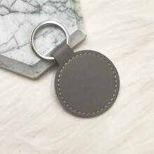 5-Piece Set Of PU Leather Round Keychains, Faux Leather Bag Charms & Car Key Pendants Festival Graduation Teacher Appreciation Gifts Birthday Gift Holiday Essentials Beach Essentials Key Chain - Multicolor - View 3