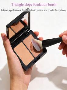 1/2pcs Makeup Brushes Set, Triangle Brush, Foundation Brush, Powder Brush, Highlighter Brush, Larger Surface Area For Skin Application, Easier Makeup Application, Minimalist Basic Soft Hair Makeup Tools, Suitable For Beginners, Great Gift For Women, Travel-Friendly - Black - View 4