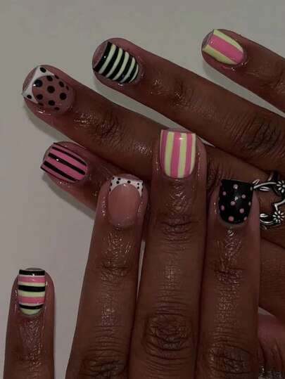 24pcs/Set Short Square Press On Nails Acrylic Fake Nail Tips, Y2K Baddie Style, Nude,Red, Green And White Color With French Edge, French False Nail Tips With Colorful Polka Dots And Stripes, Suitable For Women And Girls, Party, Daily Wear To Enhance Your Fashion Style! Includes 1pc Jelly Gel And 1pc Nail File. Great Gift For Ladies Nails Nail Supplies Nail Art Salon Sets