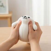 Fluffy Large Seal Squishy Toy, Plush Furry Outer Layer With Slow Rebound Foam Core, Cute Sea Animal Shape With Whiskers And Tiny Flippers, Extra Soft Stress Ball For Anger Release And Frustration Venting, Non‑Sticky Squeeze Putty For Students And Adults, Calming Sensory Fidget For Anxiety And ADHD, Quiet Decompression Toy That Returns Slowly To Original Seal Form, Portable Pocket‑Sized Huggable Ocean Friend For Classroom Office Or Travel. - trắng - Xem 4