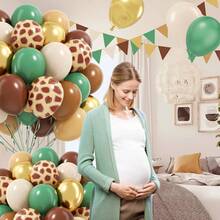 Conjunto de 35 balões de 30 cm com tema de aventura na selva - Verde sálvia, marrom, dourado e creme com estampas de girafa e animais da floresta - Perfeito para batizado, aniversário e festas de meninos - Decoração para festas | Decorações com tema de selva | Balões duráveis, fitas verdes para decoração de aniversário com tema de selva - Ver 3