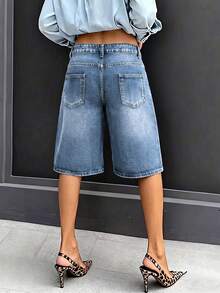 Quần short Bermuda denim nữ dáng rộng, cạp thấp, thoải mái và đa năng, thích hợp mặc hàng ngày vào mùa hè. - Rửa trung bình - Xem 4