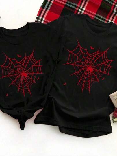 Dos camisetas de estilo casual con estampado de araña en forma de corazón para Halloween, ideales como regalo para tu novio o novia.
