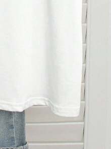 Camiseta de mujer de cuello redondo con estampado de brillo temático religioso de cumpleaños "Entra en mi cumpleaños con la gracia y la misericordia de Dios" - Blanco - Ver 5