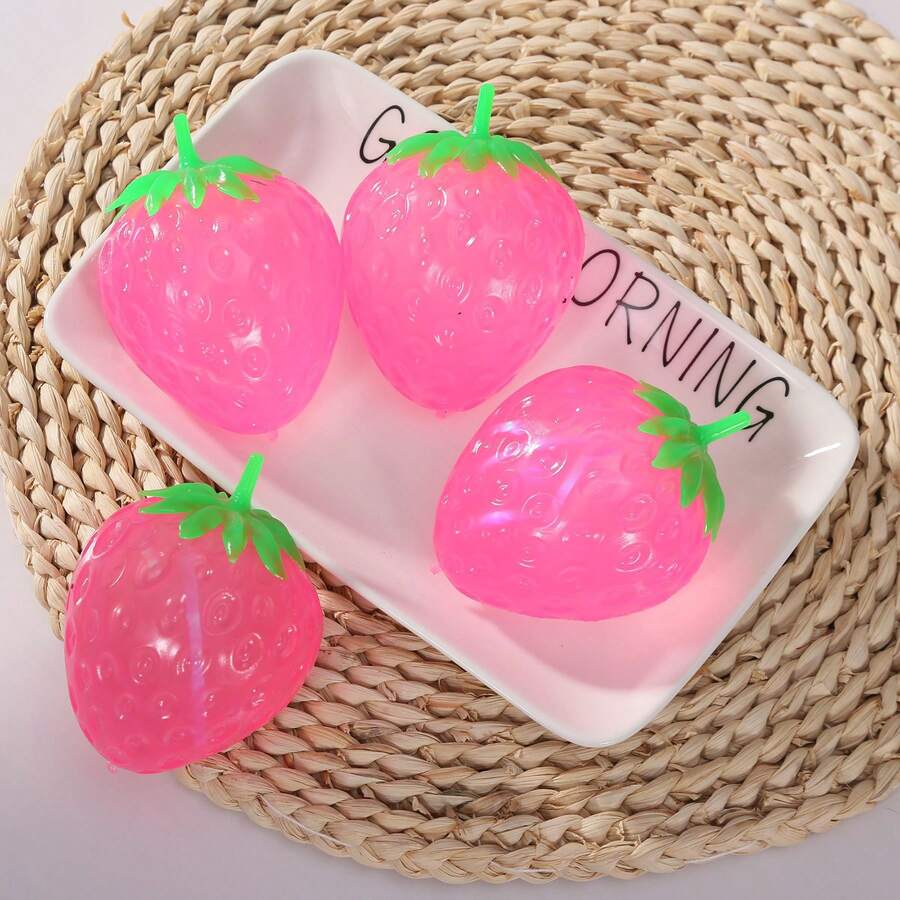 1个可爱草莓挤压玩具，透明柔软减压玩具，优质解压玩具（颜色随机）