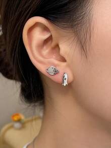 1 Đôi bông tai đinh tán hình tên lửa và ngôi sao bất đối xứng màu bạc, thiết kế tối giản, trang sức thép không gỉ, unisex, phong cách tối giản hàng ngày. - Bạc - Xem 9
