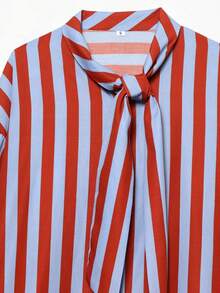 女士春夏优雅休闲蝴蝶结领撞色条纹衬衫 - 紅藍色 - 查看 6