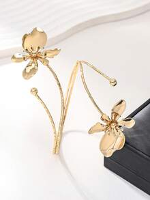 1 pièce Bracelet de cheville floral 3D à ligne géométrique à la mode, réglable. Stylé et rafraîchissant, couleur durable, chaîne de cheville florale dorée. Convient pour le port quotidien des femmes, diverses occasions, fête des mères, rassemblements sociaux, plage, vacances - Doré - Voir 4
