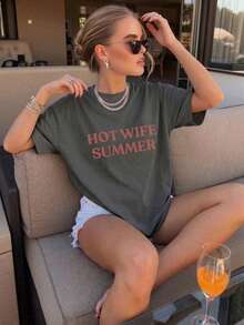 Vacation Outfits Women Hot Wife Summer Slogan Print T-Shirt, Summer Vacation Themed Short Sleeve Top For Women, Casual Humor Summer Tops Graphic Tees Women Tropical Vacation Outfits - 深灰色 - 查看 1