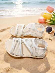 Summer Kids' Mesh Sandals, Fashionable Breathable Flat Slippers, Casual Beach Vacation Shoes, Suitable For Daily Outings - Beige - View 3