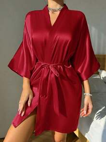 1pc Women's Solid Color Elegant Tie Waist Robe, Short Satin Silk Soft Sleepwear, Suitable For Brides, Bridesmaids, And Home Wear, Autumn/Winter Bathroom Decor - 紅色 - 查看 1