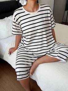 2pcs/Set Plus Size Women Cute Striped Short Sleeve T-Shirt And 3/4 Pants Pajama Set, Knit Fabric For Spring, Summer, Autumn, Slightly Elastic, Comfortable Loungewear - Beige - View 7