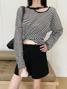 Áo thun dài tay mỏng nhẹ, để lộ xương quai xanh, chống nắng, dáng ôm cho nữ, chất liệu vải ngẫu nhiên. - màu đen - Xem 2