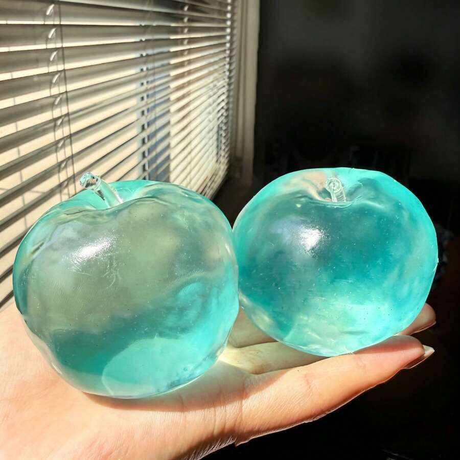 1個椰子油填充可塑性蘋果－透明觸感良好蘋果，適合青少年與成人，可擠壓拉伸，不回彈可塑性感官紓壓玩具－生日禮物－理想禮物－驚喜禮物－節日禮物－情侶禮物－療癒禮物－遊戲愛好者的精緻禮物－擠壓玩具－紓壓必備
