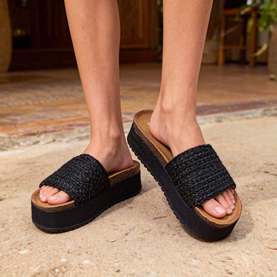 Women Flats - Black - View 1