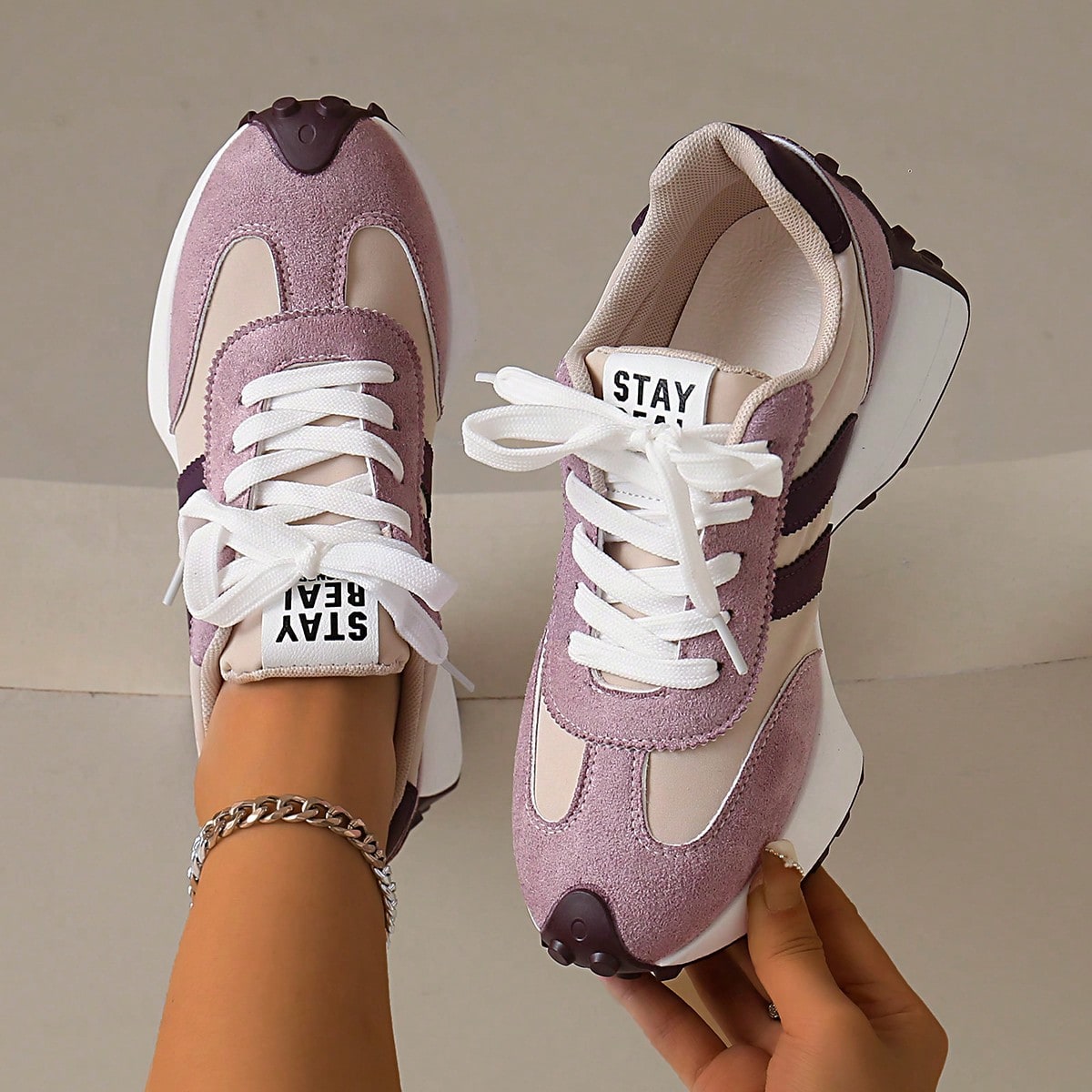 Nuevos tenis de suela gruesa para mujer, tenis gruesos con cordones para las cuatro estaciones, zapatos casuales de plataforma transpirables de patchw