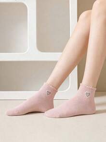 1/5 Đôi tất cổ ngắn hình trái tim viền ren dành cho nữ, tất ngắn thoáng khí dễ thương và ngọt ngào, phù hợp để mặc hàng ngày, hẹn hò và mọi mùa. - Nhiều màu - Xem 4
