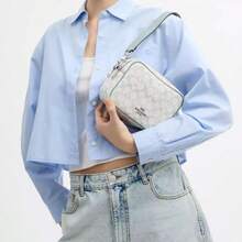 Coach Women's Mini Carey Double Zip Crossbody Bag - 粉筆藍 - 查看 6