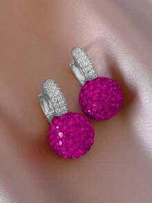 1 Pasang Anting Liontin Bola Merah Minimalis Elegan dengan Hiasan Berlian Imitasi untuk Wanita - Hot Pink - View 3