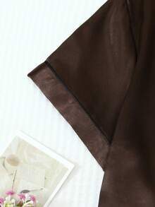 2 Potong Set Piyama Satin, Atasan Lengan Pendek Berkerah dan Celana Pendek Berpita, Pakaian Tidur Wanita - Coffee Brown - View 5