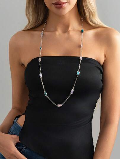 1条优雅时尚几何金属链项链，搭配彩色仿宝石吊坠，奢华轻盈，适合婚礼、派对、度假、休闲穿着、街拍，是送给情侣、节日、生日等场合的女士礼物，用途广泛。