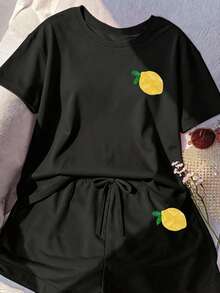 Bộ đồ nữ cỡ lớn dáng rộng thoải mái gồm áo thun ngắn tay và quần short có dây rút, kiểu dáng thanh lịch. - màu đen - Xem 3