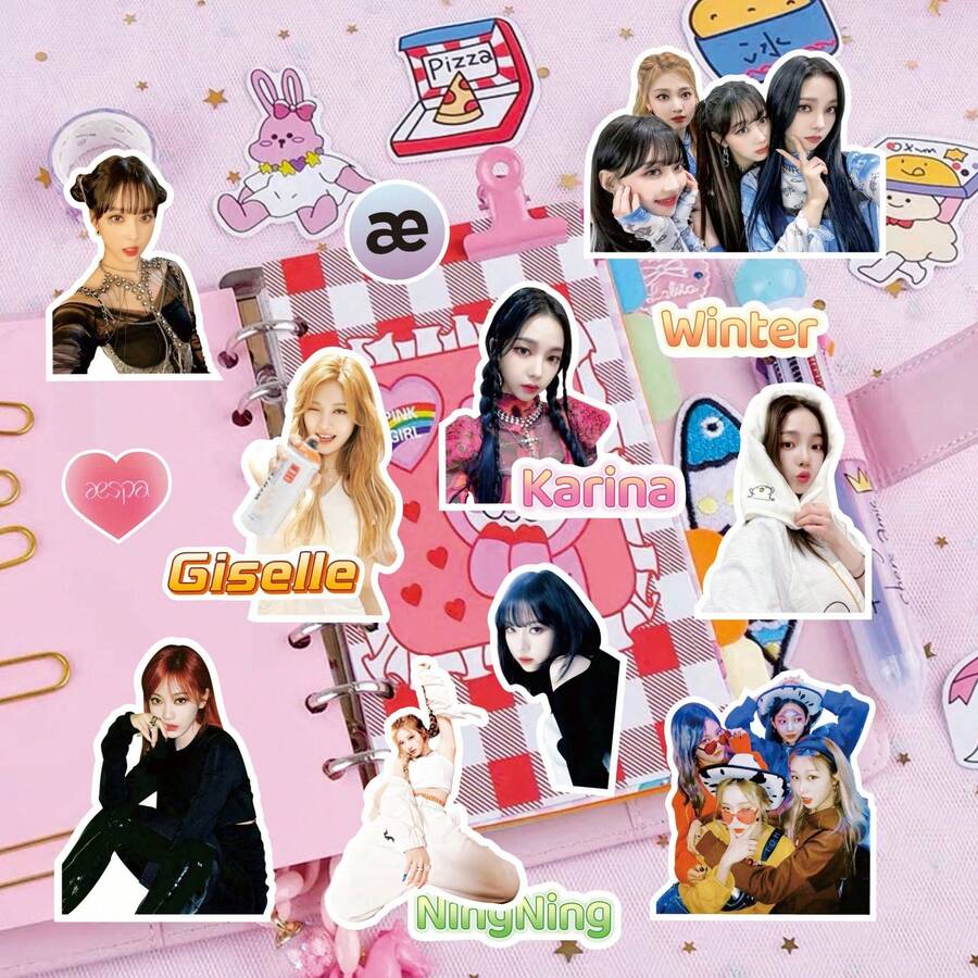 62件 AE/SPA 主題防水貼紙,高畫質手帳 DIY 裝飾貼紙,K-Pop 女團應援周邊,適合寧一卓、美婷等多款高畫質風格,乙烯基材質防水防刮無殘膠,高畫質印刷可重複使用,適用於手機殼、行李箱、水杯、手帳,生日、節日、情人節、畢業、開學禮物,MY 粉絲專屬收藏禮品,2026 新款 - 彩色 - 查看 1