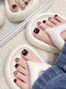 12pcs Handmade,Nail,Press On Nails,Summer,Black Toenail Patch,Fake Toenails,Short Nail Art With Fake Toenails,Pressing Toenail,Artificial Foot Nail Art,Valentine's Day,Gift,Spring And Summer Nails,Round Nails,Spring Nail,Nails Press On,Press On Nails Short,Fake Nails,Short Nails,Press On Nails Acrylic,Handmade Press On Nails,Detachable And Reusable ﻿ - Black - View 4