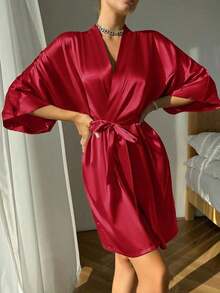 1pc Women's Solid Color Elegant Tie Waist Robe, Short Satin Silk Soft Sleepwear, Suitable For Brides, Bridesmaids, And Home Wear, Autumn/Winter Bathroom Decor - 紅色 - 查看 2