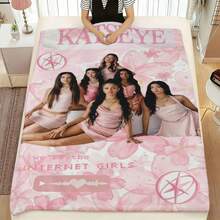 1PC KATSEYE Y2K Photo Collage Flannel Throw Blanket 50"X60" (Multiple Sizes) - Scrapbook Style Fan Art With Member Portraits & Names, Tapestry Wall Hanging,Perfect KATSEEY Fan Gift, Room Decor, Perfect For Sofa, Bed, Office -280gsm - nhiều màu 4 - Xem 4